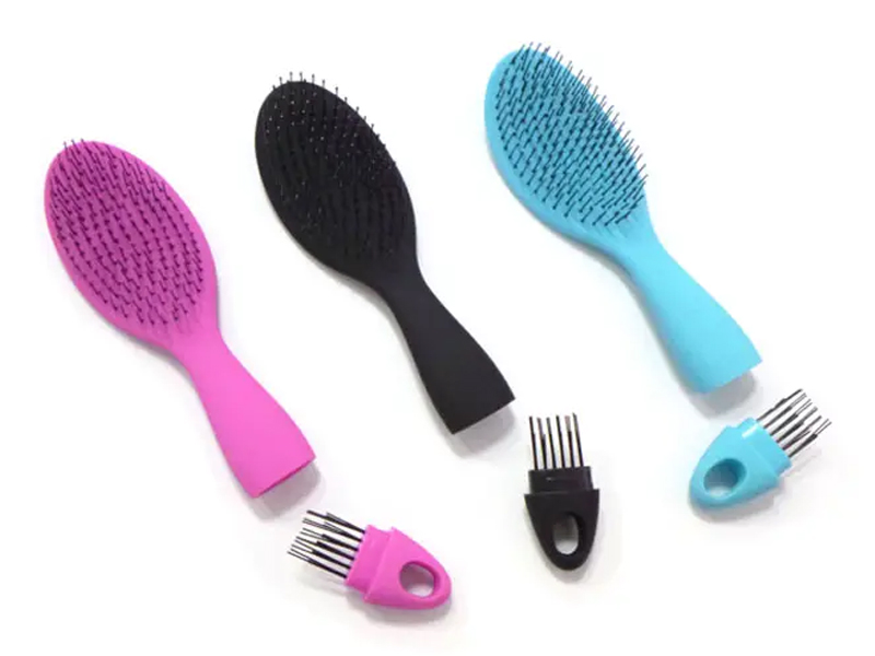 人間の静電気防止ヘアブラシ
