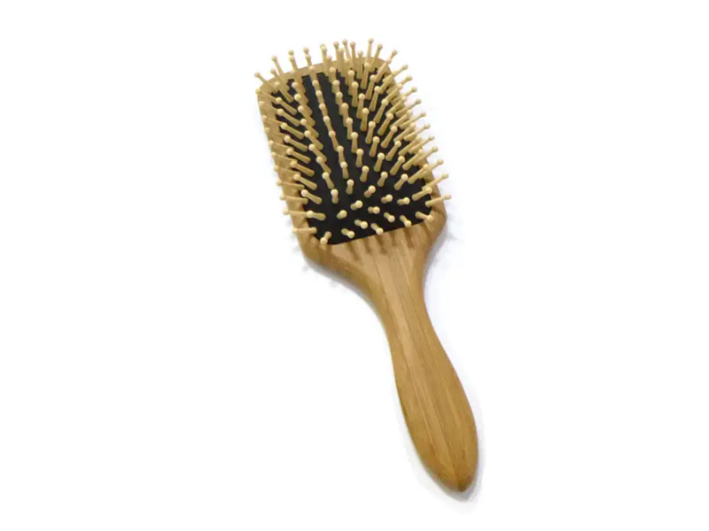竹のもつれをほぐすヘアブラシ