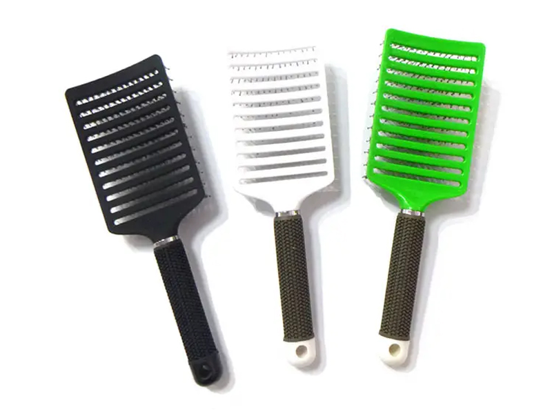 プラスチック製の通気口のもつれをほぐすヘアブラシ
