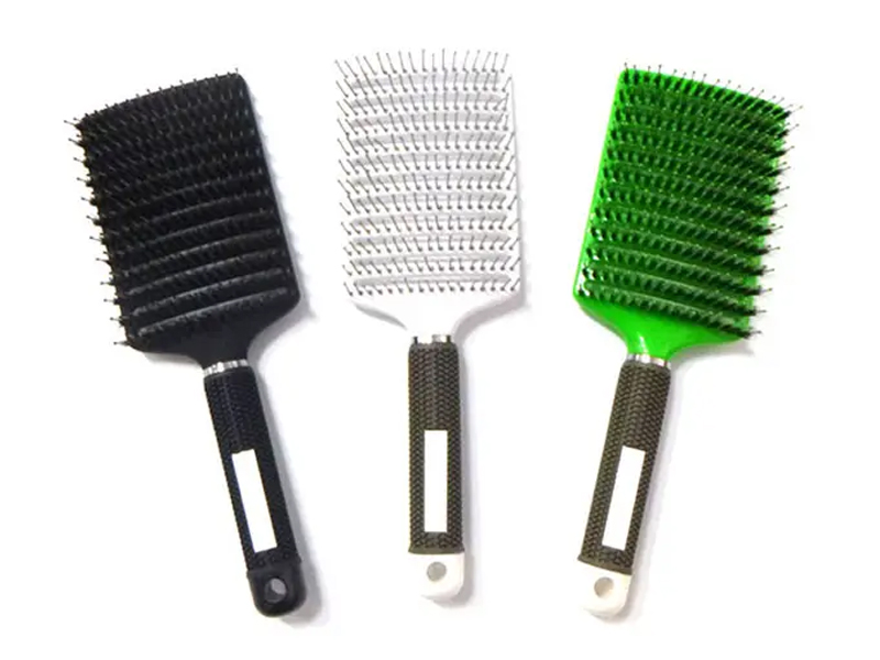 プラスチック製の通気口のもつれをほぐすヘアブラシ