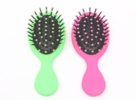 ミニプラスチックヘアブラシの耐久性はどれくらいですか?