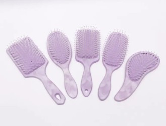 ヘアブラシセットが抜けやすいか、または毛が抜けやすいかどうかを確認するにはどうすればよいですか?