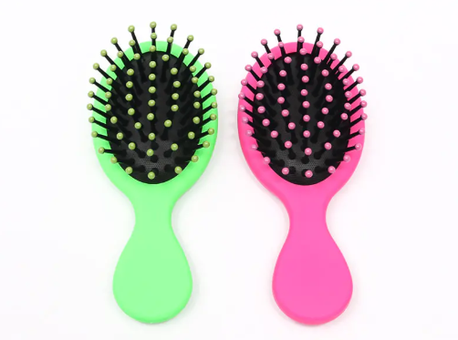 ミニプラスチックヘアブラシの選び方は？